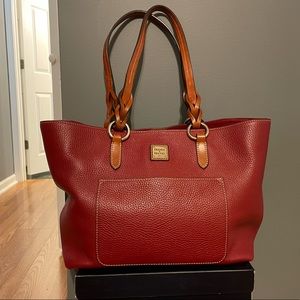 Dooney & Bourke Tote